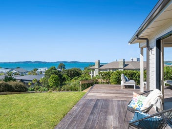 Elevated Coastal living with Stunning Ocean views