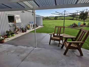 1/2 acre lifestyle opportunity