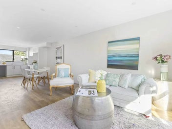 2 Beds + Study + Garage – hard to find now!!!