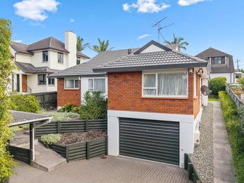 Modern Comfort Meets Easy Living – Act Fast