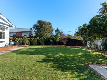 JUMP ON THE PROPERTY LADDER