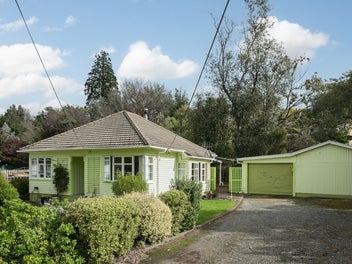 A Fresh Green Welcome, Move in Ready