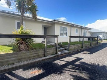 Image 1 of 30