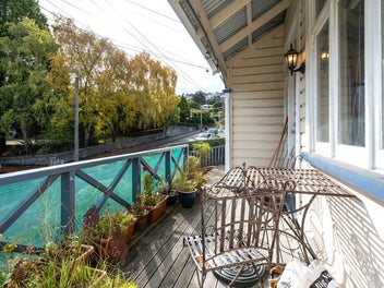 Sunny, Convenient and Full of Appeal