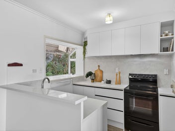 Modern Charm Meets Remuera Convenience