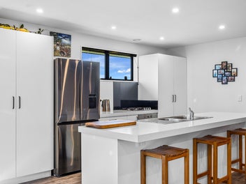 Space, Sunsets and Room for Everything!