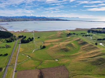 Get Creative in Clifford Bay