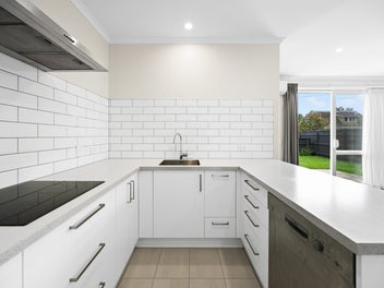 Modern Comfort Meets Top School Zones