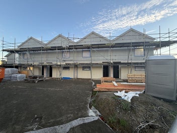 Image 1 of 10