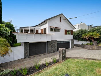 Your Dream Coastal Retreat!