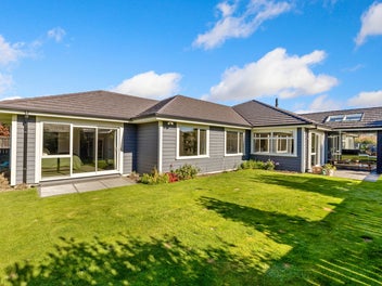 Central Prebbleton on 924m2