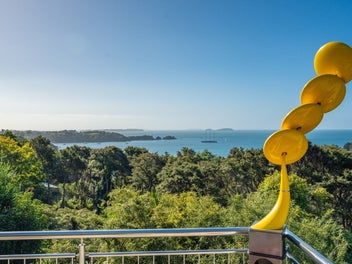 Dress Circle OPPORTUNITY - Puffin Hill Home