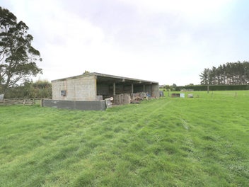 A Rare Slice of Waihopai Paradise!