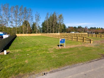 1016m2 section with services