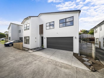 Sunny, Spacious Home in a Prime Location