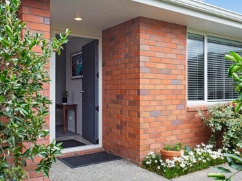 Town Convenience + Tranquil Outlook