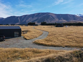 2ha Lifestyle Block with Garage & Potential