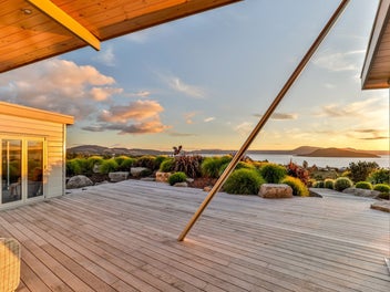 A Private Architectural Retreat