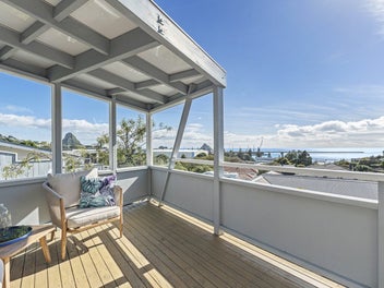 Stunning Port Taranaki views await