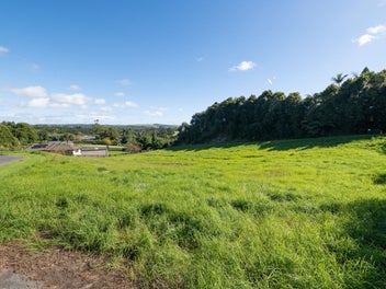 Build your dream home in prime position
