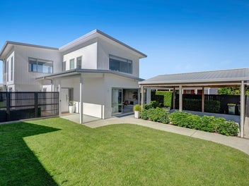 Commanding Position, Panoramic Perfection