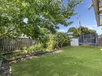 Image 1 of 18