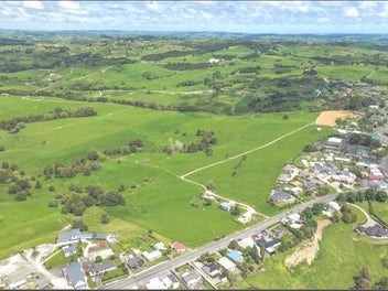 Rare 30ha Opportunity - Steps from the Town Centre