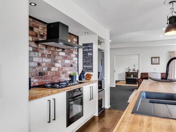 Stylish | Versatile | Spacious - Priced To Sell!