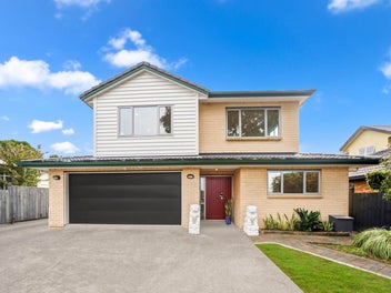 Brick & Weatherboard Beauty
