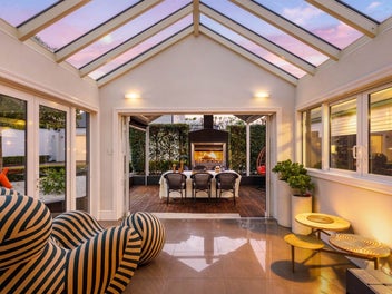 Modern Classic Villa with Granny Flat