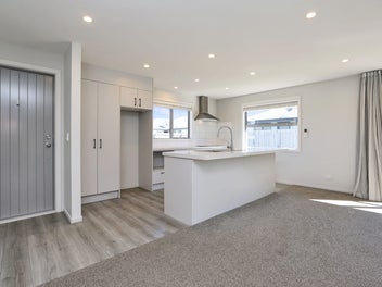 Private. Peaceful. Effortless. Allenton.