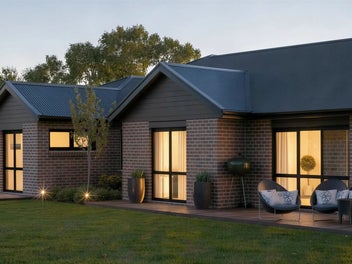 Stunning Home & Land Lifestyle Package