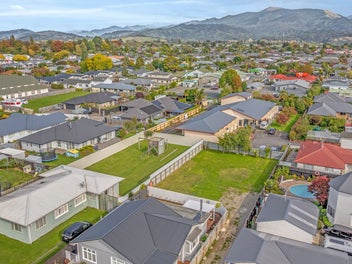 Covenant Free Section in Motueka