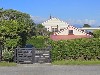 Image 1 of 41