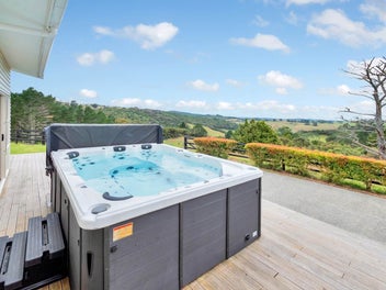 The Complete Rural Package: Home & 19ha