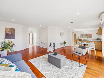 Solid Brick Beauty on 565sqm – Space, Comfort ...