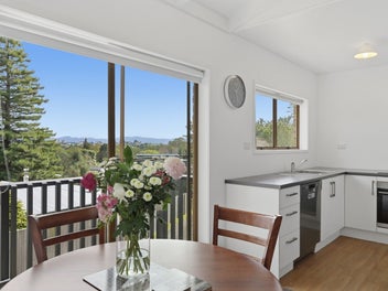 No Brainer, Brick Belter!