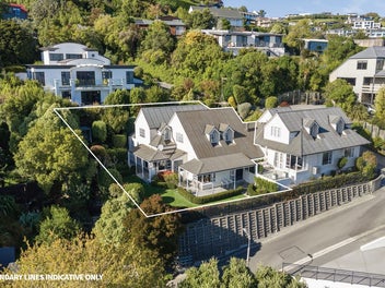 Sheltered Charm with Sweeping Views