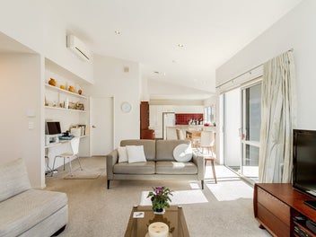 Modern Central Living - Marewa West