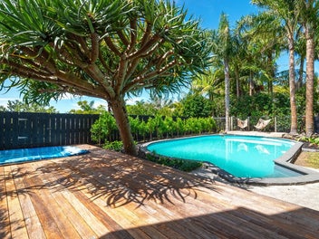 Architect-Designed Westmere Retreat