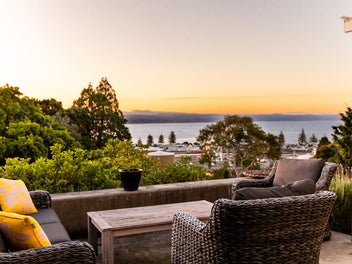 Location, Sun and Views