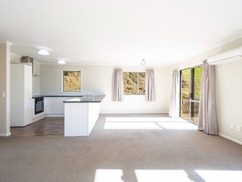 Attention First Homebuyers! Four Bedrooms, Central