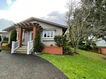Image 1 of 9