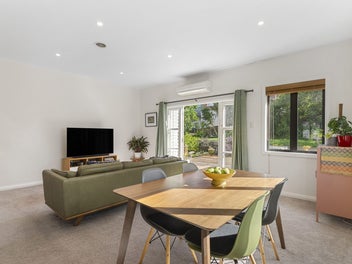 Modernised Charm Ideal for Professionals