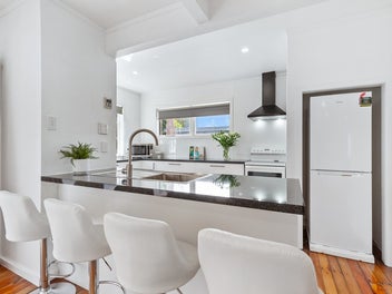 A smart buy on Parker Avenue