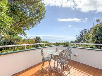 Central lifestyle with views - Priced to sell