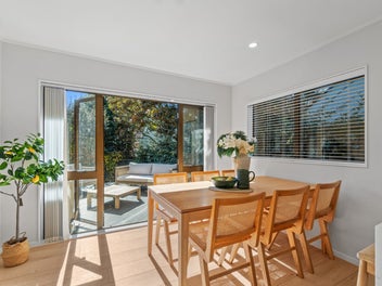 AFFORABLE GREENLANE GEM - RENOVATED AND READY