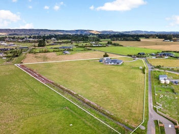 Modern Lifestyle with Tararua Views