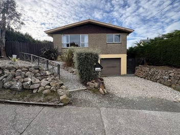 Image 1 of 9