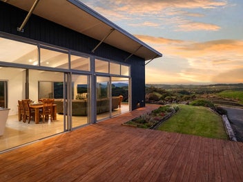 Space, Sun & a Slice of Serenity